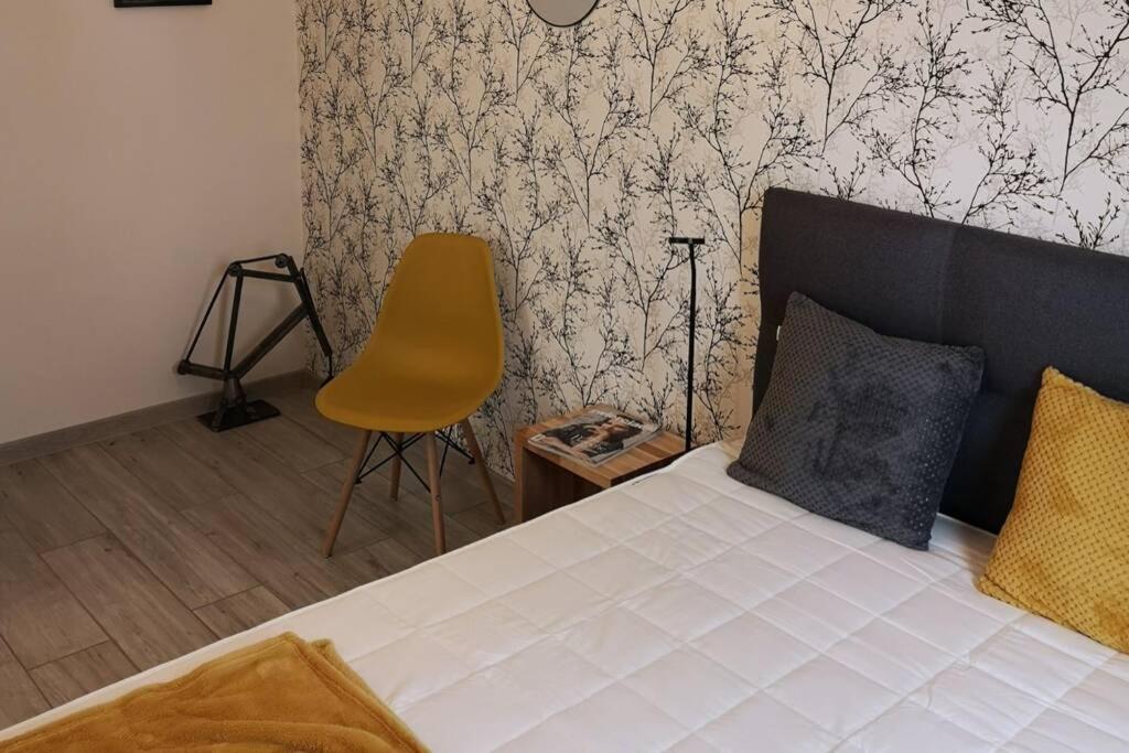 غدانسك The Yellow Apartment المظهر الخارجي الصورة